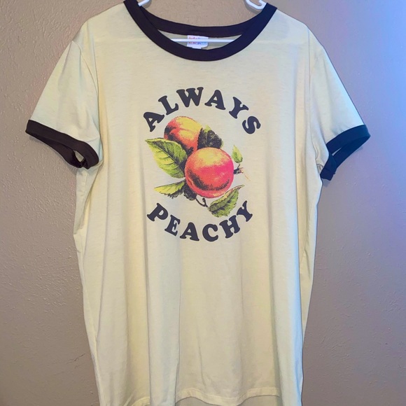 LuLaRoe Tops - Always Peachy Tee
